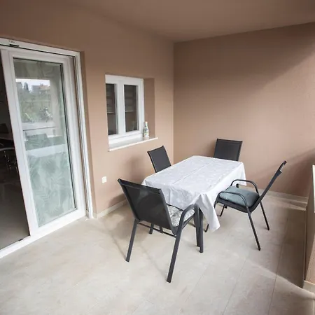 Apartment Mira Fazana