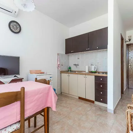 Apartman Mira